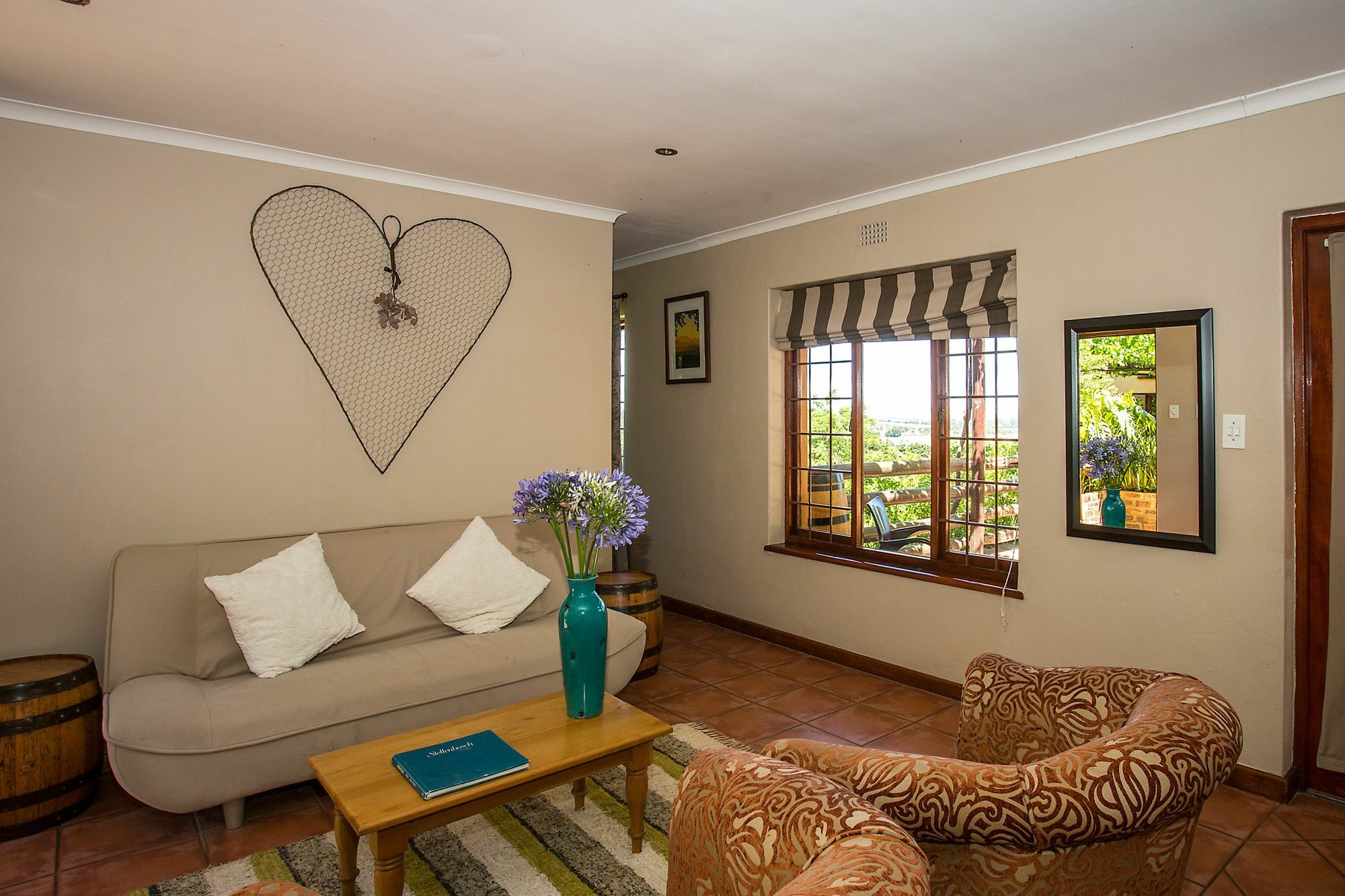 Dirtopia Trail Lodge Стелленбос Экстерьер фото