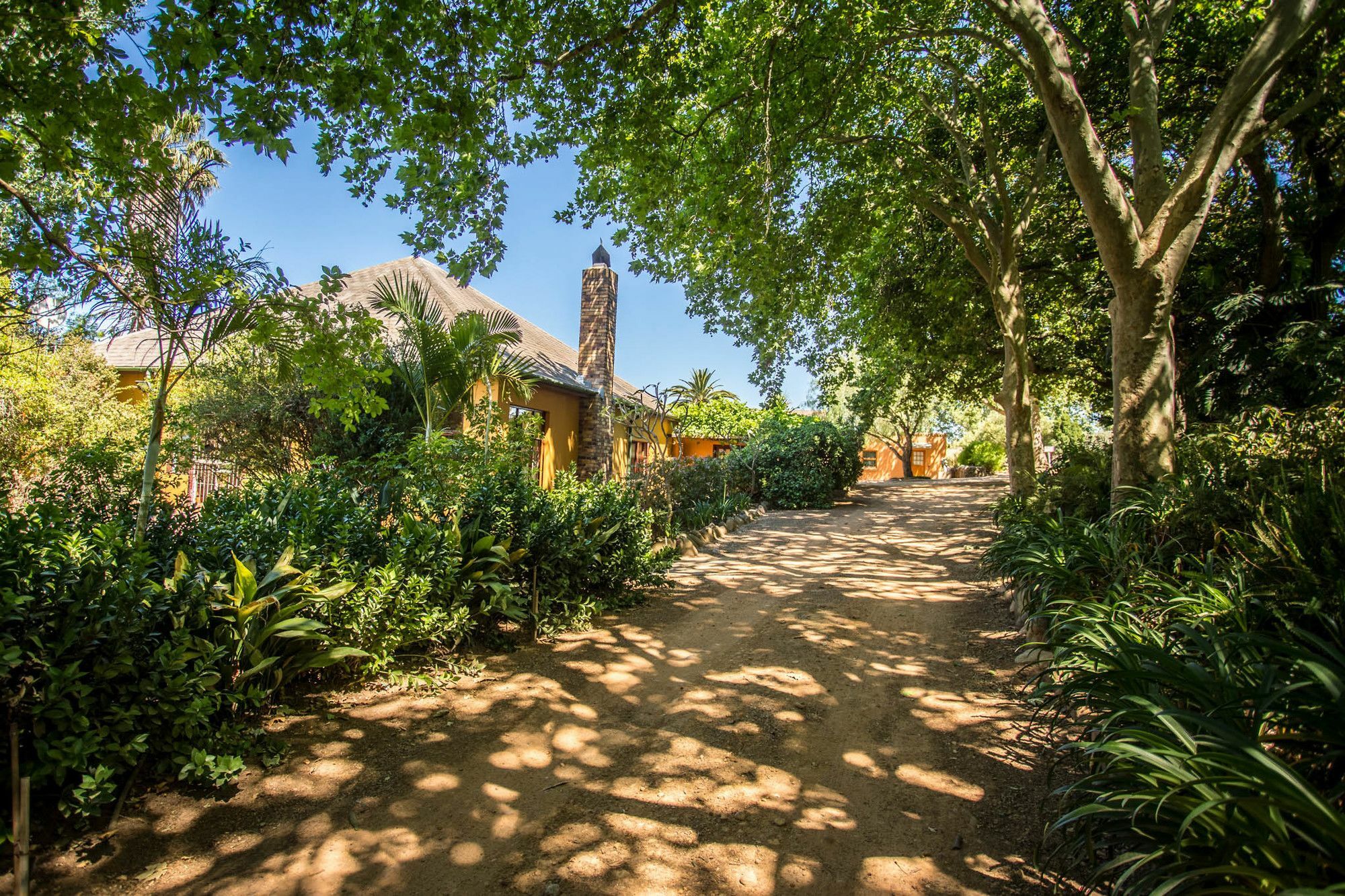 Dirtopia Trail Lodge Стелленбос Экстерьер фото