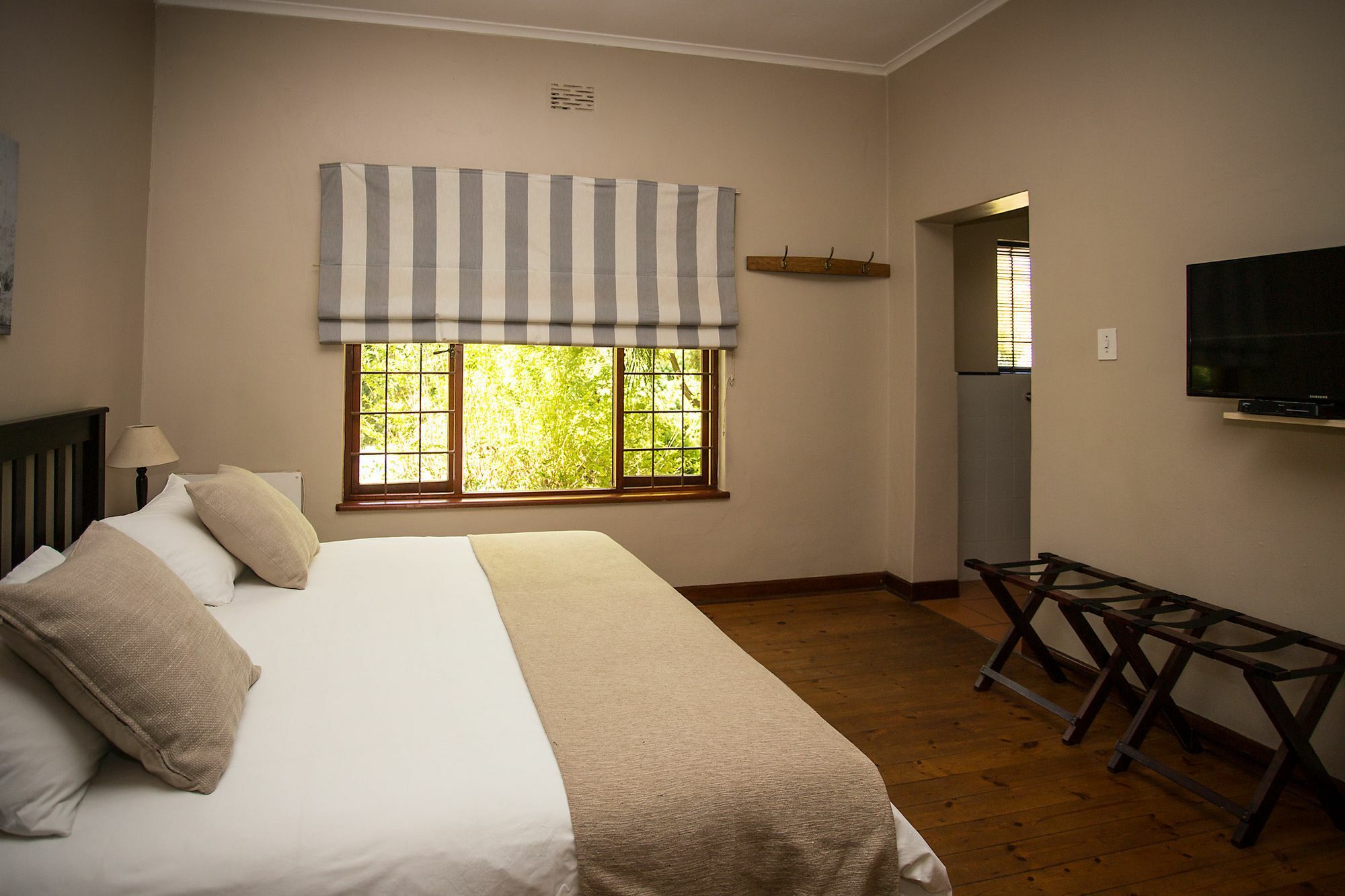 Dirtopia Trail Lodge Стелленбос Экстерьер фото