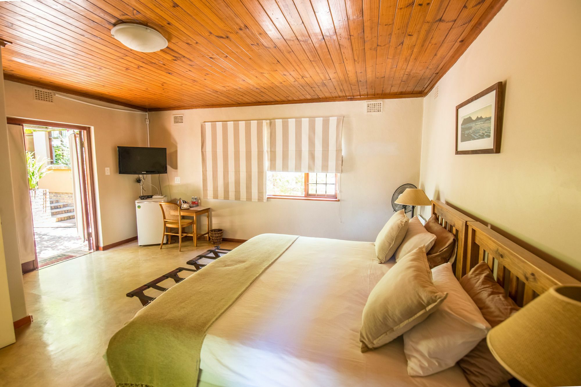 Dirtopia Trail Lodge Стелленбос Экстерьер фото